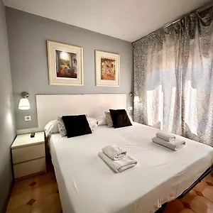 Rentalsevilla A Orillas Del Guadalquivir Appartamento